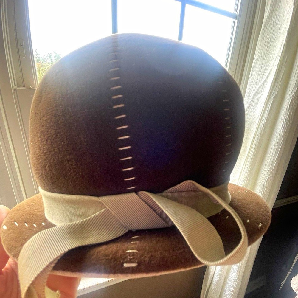 Women's Brown Felt Cloche Hat Beige Ribbon Bow, One Size Fall/Winter